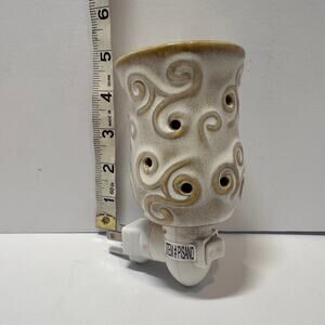 Candle Wax Warmer Plug In Night Light Candle Melt Ceramic Tan Beige Ivy Decor